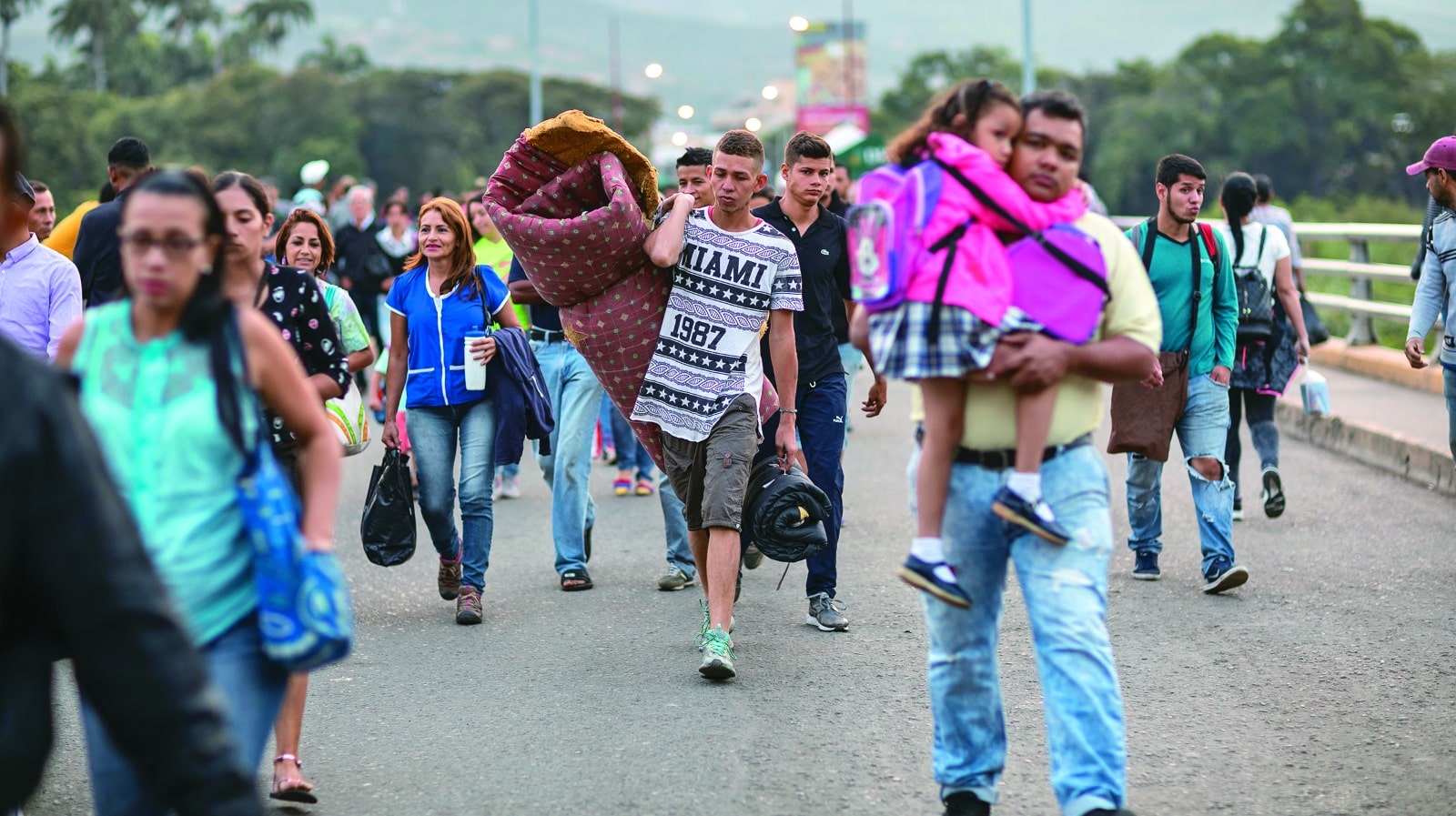 Parte caravana de migrantes sudamericanos hacia Estados Unidos