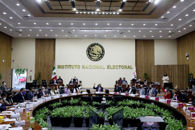 La estrategia del INE para blindar la elección de 2023 en Edomex y Coahuila.