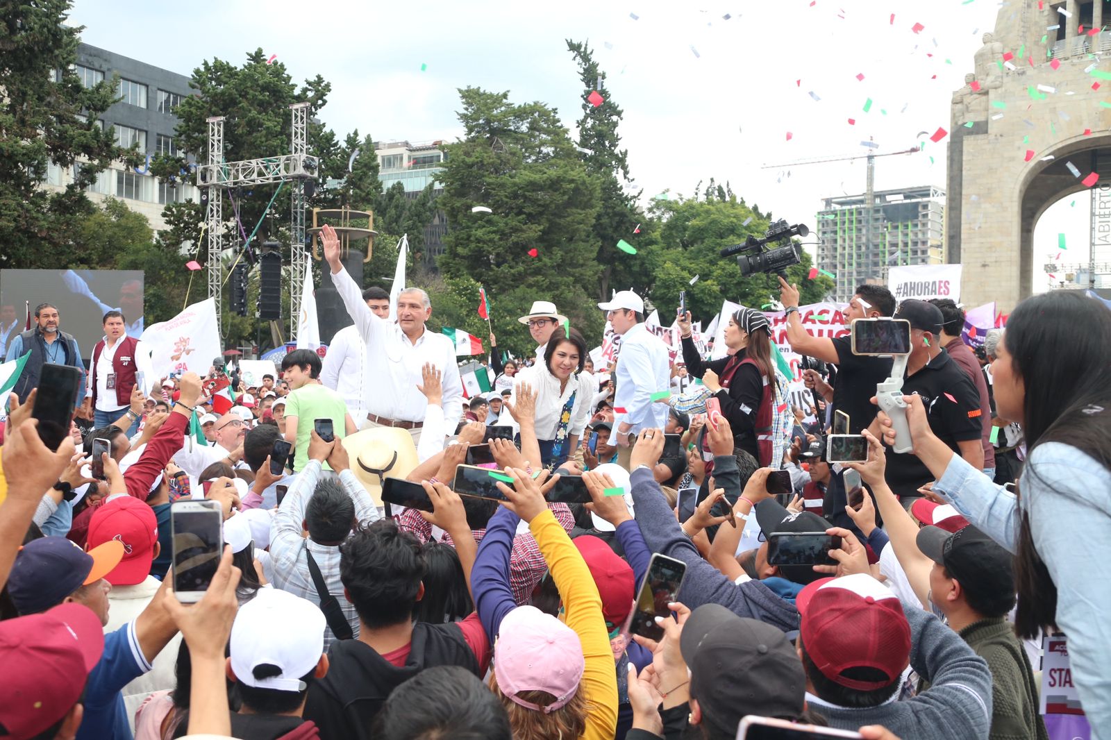 Adán Augusto López Hernández, cerró su gira nacional informativa en la Ciudad de México