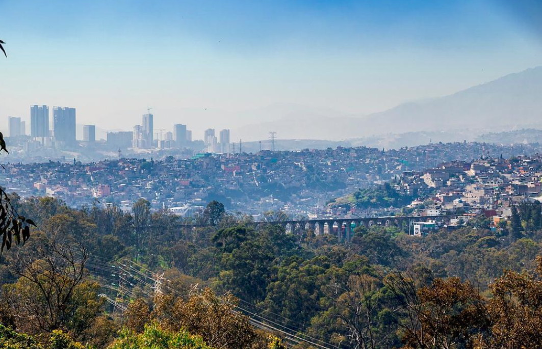 Avalan vecinos construcción de desarrollo inmobiliario en Lomas Verdes