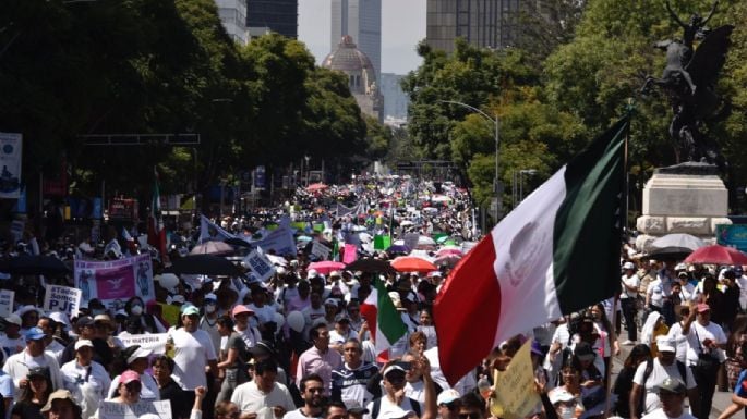 Ocho mil empleados protestan por desaparición de 13 fideicomisos del poder judicial