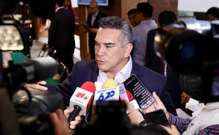 Líder del PRI Condena Postura Gubernamental ante la Violencia en México