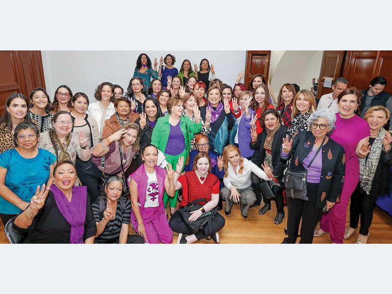 Fuerza Política Feminista Todas México Dialoga con Candidatos Presidenciales por una Agenda Progresista