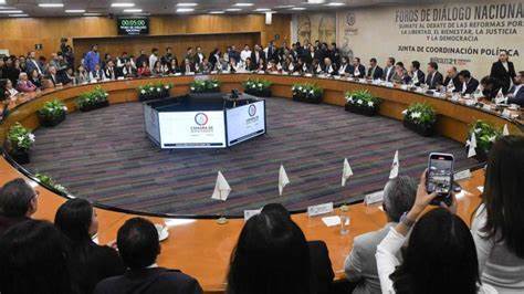 Inician Foros de Debate en la Cámara de Diputados sobre Reformas Presidenciales