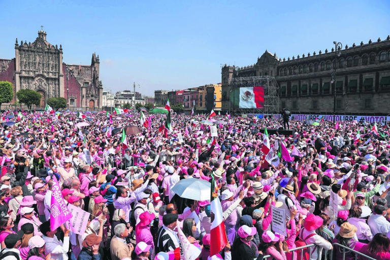 La Marea Rosa regresará al Zócalo en defensa de la democracia